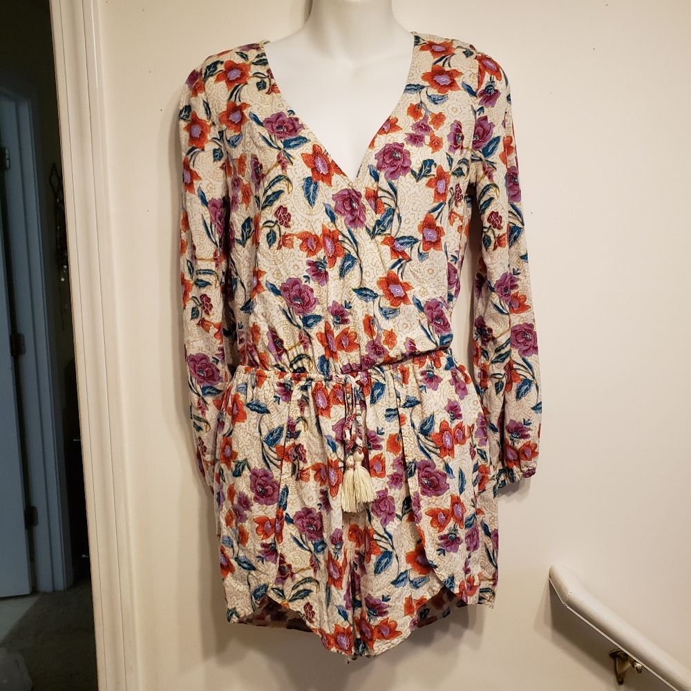 Hollister romper‎